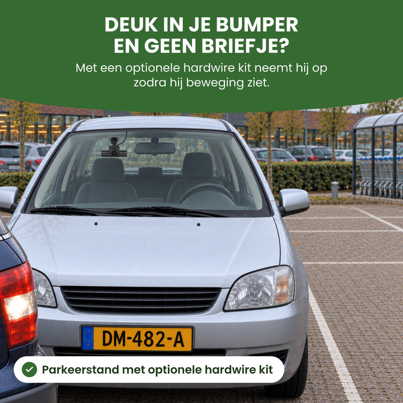 Lege geparkeerde auto bij de supermarkt met de 360Guard Pro achter de ruit, een auto komt te dichtbij: met een optionele hardwire kit neemt hij op