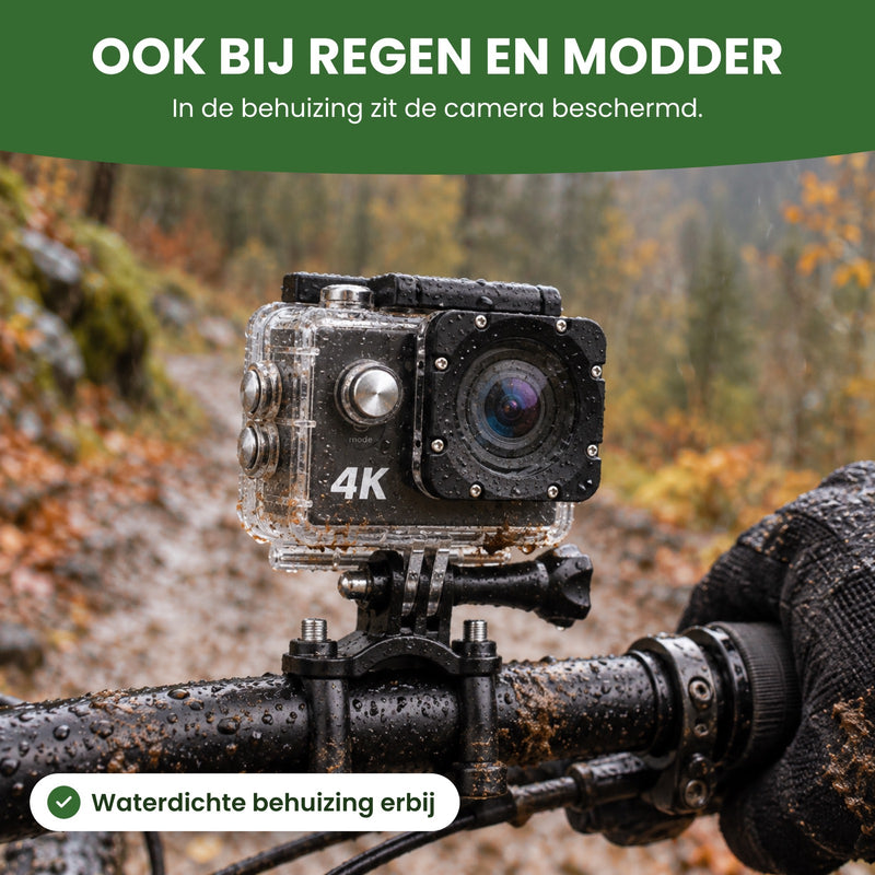 Action camera in de waterdichte behuizing op het stuur van een mountainbike in regen en modder