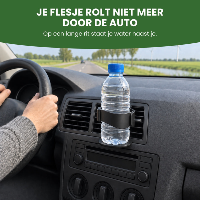 Flesje water in de CupMate bekerhouder op een lange rit over een polderweg: je flesje rolt niet meer door de auto