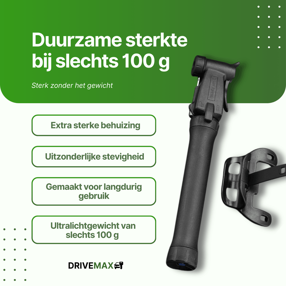 Zwarte DriveMax fietspomp schuin afgebeeld naast een zwarte montagebeugel op witte achtergrond.