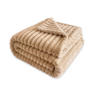 Knusova – Plaid van Zacht Imitatiebont met Ribbels, Beige