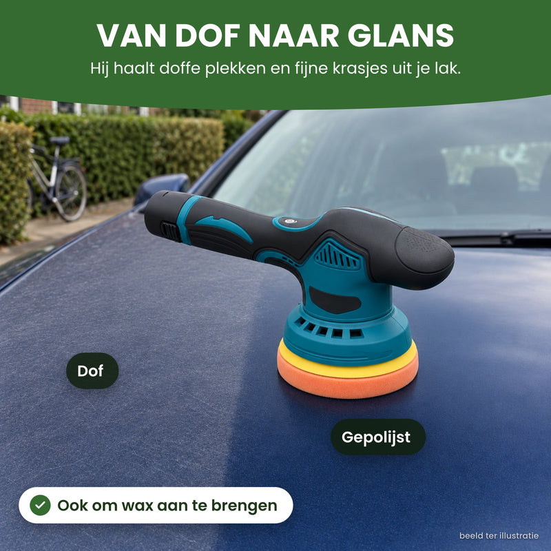 ShinePro polijstmachine op een blauwe motorkap met een doffe en een gepolijste helft: hij haalt doffe plekken en fijne krasjes uit je lak