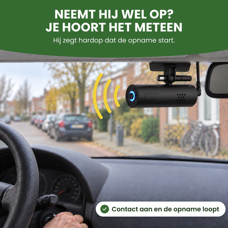 Een hand zet het contact aan en de VoiceGuard Pro dashcam op de voorruit geeft een gesproken melding: je hoort meteen dat hij opneemt