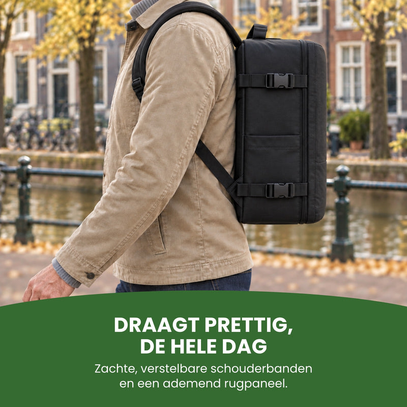 Man loopt langs een gracht met de zwarte Voyaro rugzak op zijn rug, van opzij gezien: draagt prettig, de hele dag